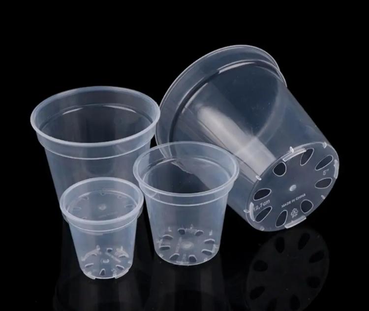 plastic pot 