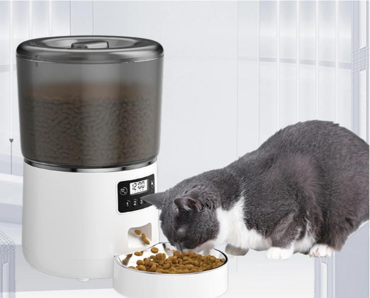 Cat Feeder